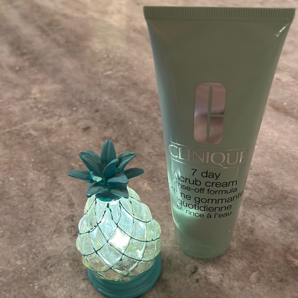 Clinique Seven Day Scrub